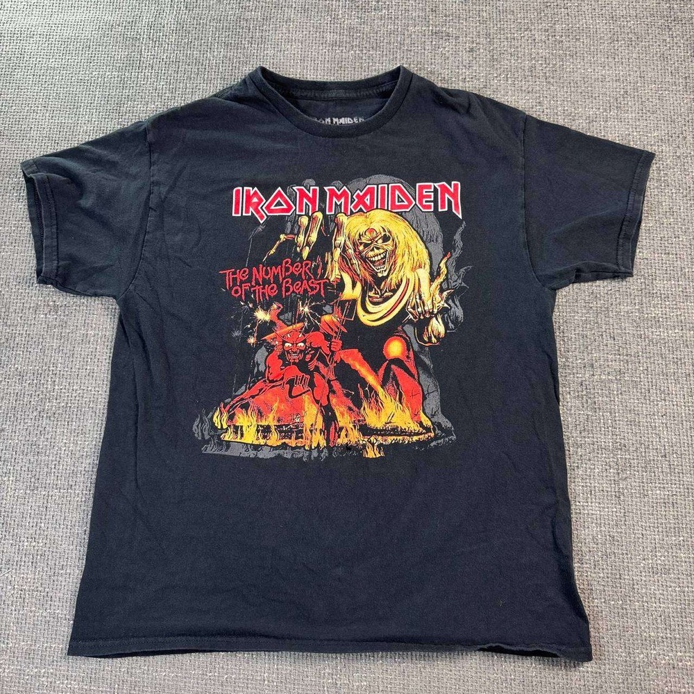Iron Maiden The Number of the Beast T-Shirt Mens L Black Band Graphic Tee
